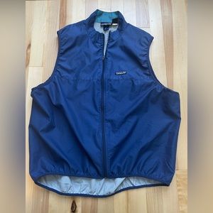 Men’s Patagonia windbreaker vest men’s size XL in blue